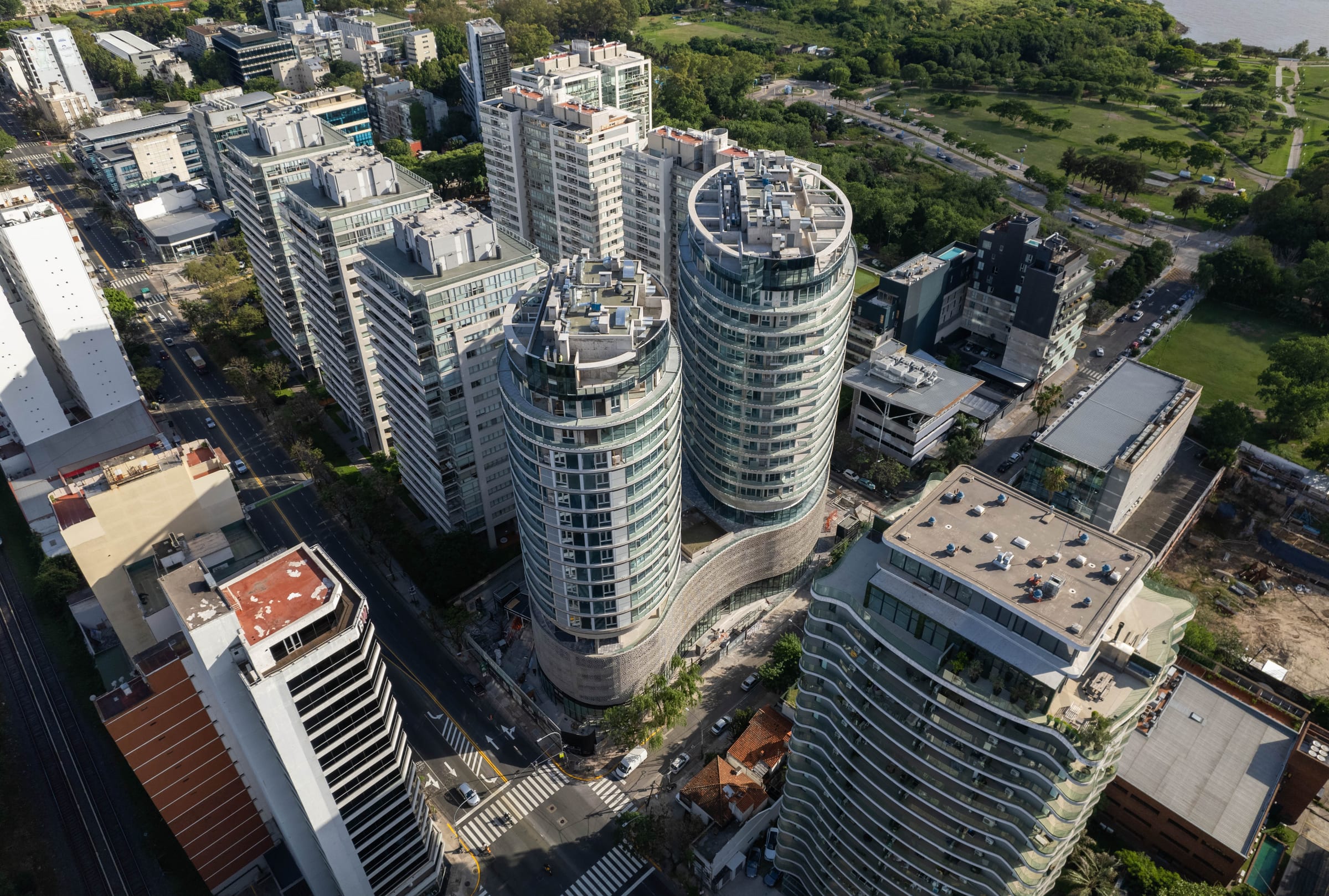 Infinity Towers — imagen 3
