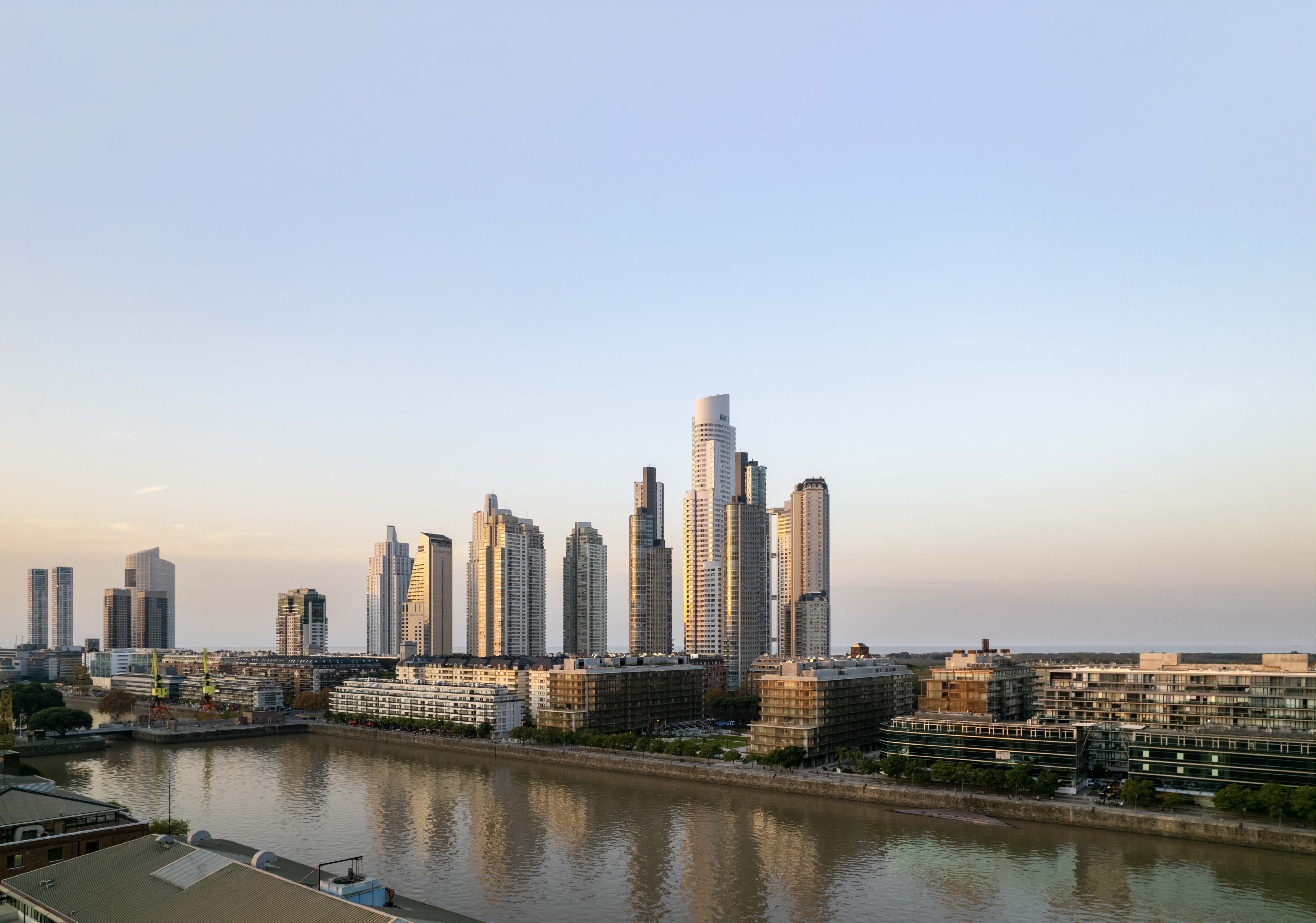 Skyline de Buenos Aires al atardecer registrado por Interval